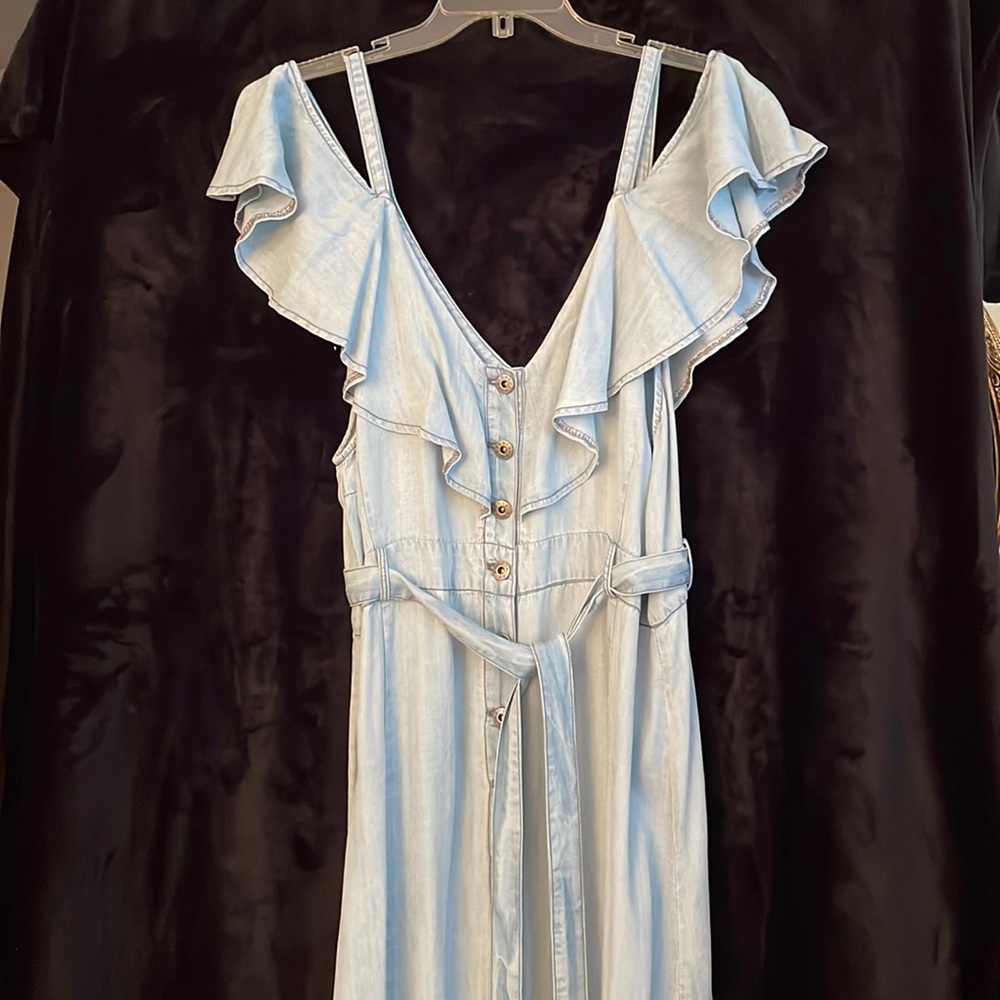 NWT  BB Dakota.  Size 14.  Maxi dress